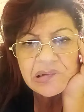 Snapshot of CALDA-AKIRA chatting on October 1, 5:41 pm CALDA-AKIRA online show from October 1, 5:41 pm