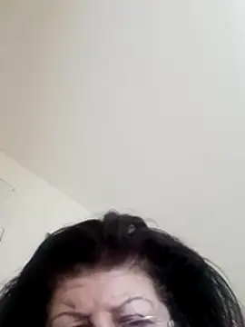 Snapshot of CALDA-AKIRA chatting on November 30, 1:04 pm CALDA-AKIRA online show from November 30, 1:04 pm