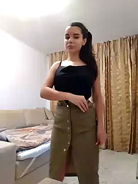 baby sweet girl  online show from January 18, 11:44 pm