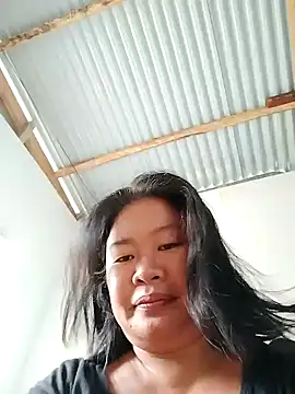 Snapshot of lickmepussy21 chatting on December 11, 11:54 pm lickmepussy21 online show from December 11, 11:54 pm