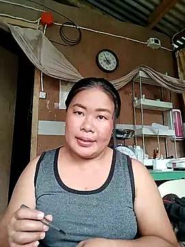 Snapshot of lickmepussy21 chatting on September 14, 6:12 am lickmepussy21 online show from September 14, 6:12 am