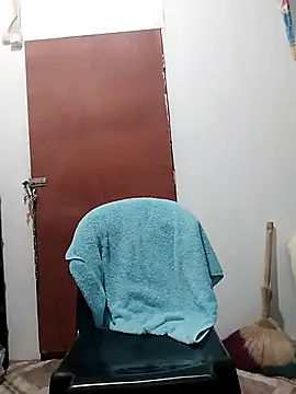 Snapshot of lickmepussy21 chatting on September 29, 3:28 pm lickmepussy21 online show from September 29, 3:28 pm