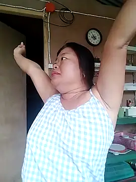 Snapshot of lickmepussy21 chatting on October 7, 10:29 pm lickmepussy21 online show from October 7, 10:29 pm