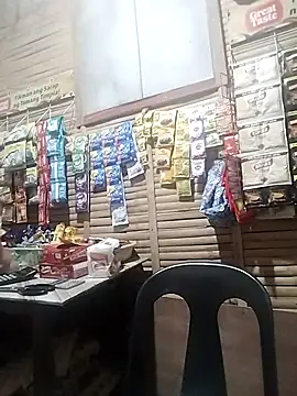 Snapshot of lickmepussy21 chatting on October 15, 9:04 pm lickmepussy21 online show from October 15, 9:04 pm