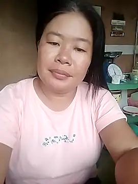 Snapshot of lickmepussy21 chatting on October 16, 9:10 am lickmepussy21 online show from October 16, 9:10 am