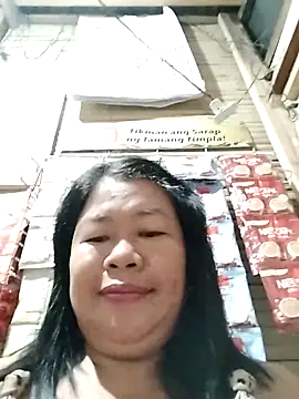 Snapshot of lickmepussy21 chatting on November 6, 8:43 pm lickmepussy21 online show from November 6, 8:43 pm