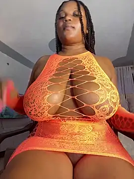 Snapshot of Hyra_Ari chatting on January 29, 9:12 am Hyra Ari online show from January 29, 9:12 am