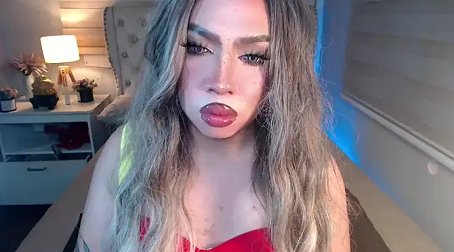 RebecaNextToYou online show from February 13, 8:24 pm