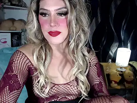 Snapshot of fuckinghot_jessel69 chatting on October 25, 6:21 am fuckinghot jessel69 online show from October 25, 6:21 am