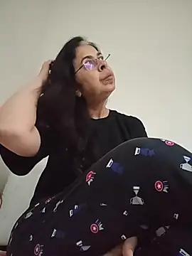 Susannemilf online show from November 20, 4:07 pm