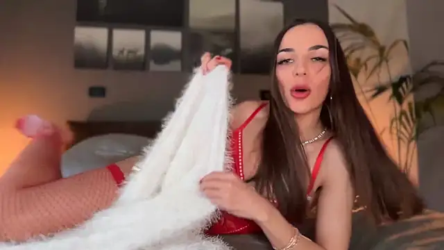 Snapshot of Bad_Giorgia chatting on February 12, 1:06 pm Bad Giorgia online show from February 12, 1:06 pm