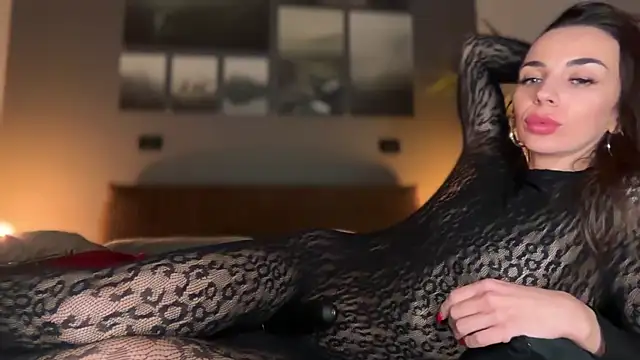 Snapshot of Bad_Giorgia chatting on February 17, 4:59 pm Bad Giorgia online show from February 17, 4:59 pm