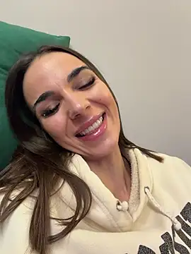 Snapshot of Bad_Giorgia chatting on October 14, 4:08 pm Bad Giorgia online show from October 14, 4:08 pm