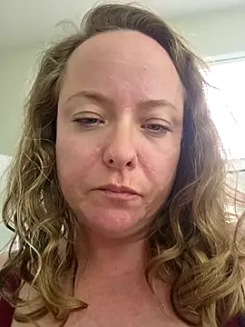 julimonroe online show from March 17, 11:54 pm