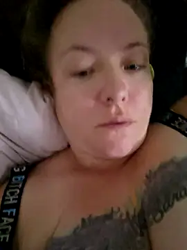 julimonroe online show from October 15, 5:29 am