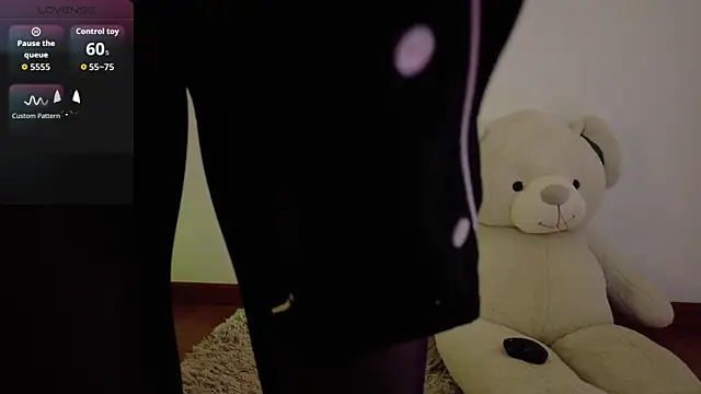 Lia Tinez online show from November 3, 11:37 pm