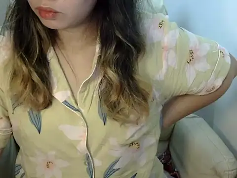 Snapshot of ___zurIII09_ chatting on September 27, 11:10 pm zurIII09 online show from September 27, 11:10 pm