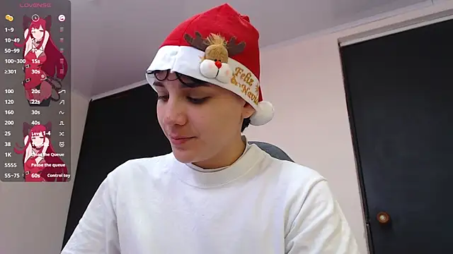 Snapshot of bad_giirl_ chatting on December 24, 2:54 pm bad giirl online show from December 24, 2:54 pm