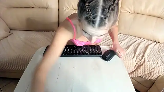 ElizSweet online show from February 28, 8:42 am