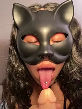 Snapshot of nenalayla chatting on January 17, 10:12 pm nenalayla online show from January 17, 10:12 pm