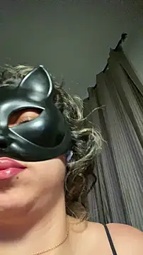 Snapshot of nenalayla chatting on November 20, 3:23 pm nenalayla online show from November 20, 3:23 pm