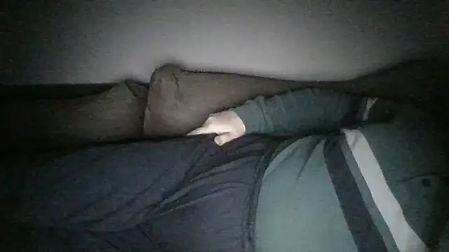 Snapshot of Anderrust chatting on February 10, 11:13 pm Anderrust online show from February 10, 11:13 pm