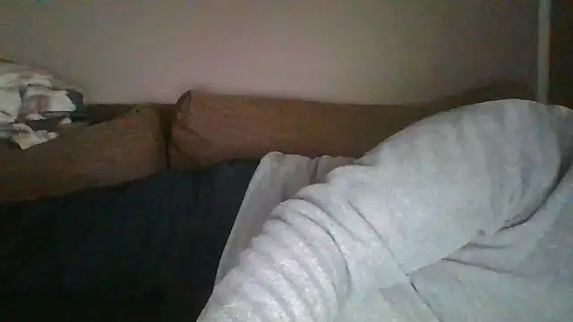 Snapshot of Anderrust chatting on February 22, 8:18 am Anderrust online show from February 22, 8:18 am