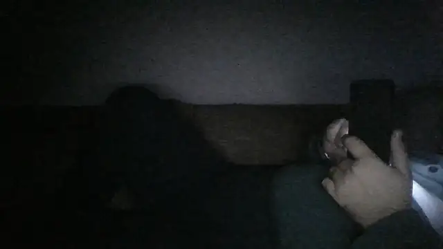 Snapshot of Anderrust chatting on November 4, 11:15 pm Anderrust online show from November 4, 11:15 pm