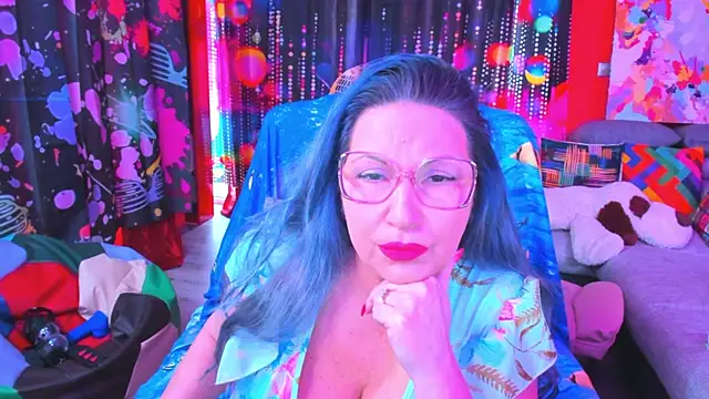 Snapshot of mature_lisa_naughty chatting on February 27, 7:01 am mature lisa naughty online show from February 27, 7:01 am