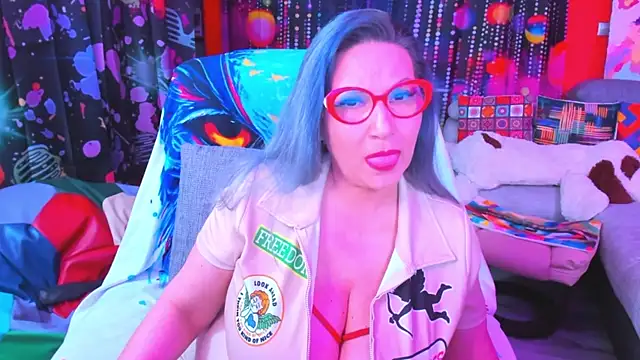 Snapshot of mature_lisa_naughty chatting on March 14, 5:13 pm mature lisa naughty online show from March 14, 5:13 pm