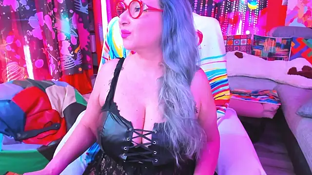 Snapshot of mature_lisa_naughty chatting on March 21, 1:56 pm mature lisa naughty online show from March 21, 1:56 pm