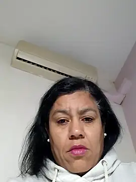 Molly newman6 online show from March 4, 6:15 am