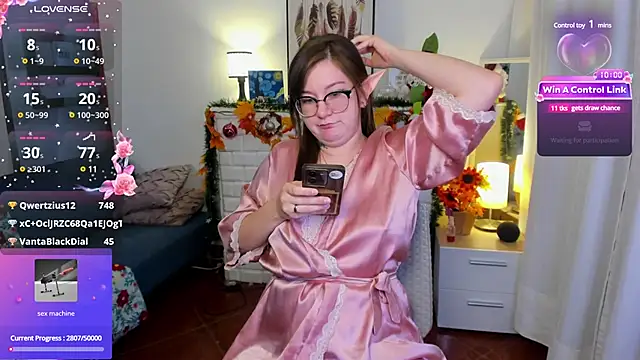 HunnyyLove online show from December 5, 6:33 pm