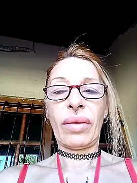 FrozenWaffle online show from February 17, 2:04 pm