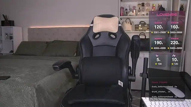 JohannaRodriguez69 online show from December 19, 5:18 am