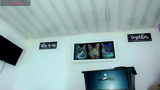 brunette horny1 online show from February 18, 6:26 am