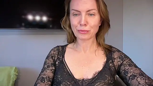 RachellAmazing online show from September 25, 2:21 pm