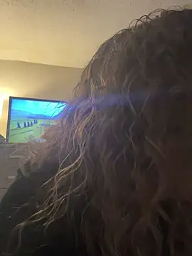 AuroraSummers online show from February 4, 6:04 am