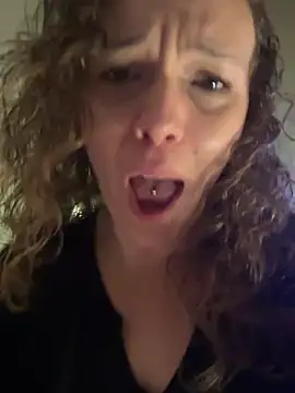 AuroraSummers online show from February 13, 4:22 am