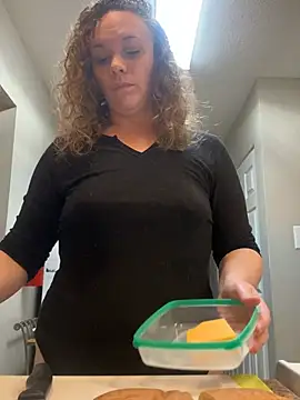 AuroraSummers online show from March 7, 3:29 am