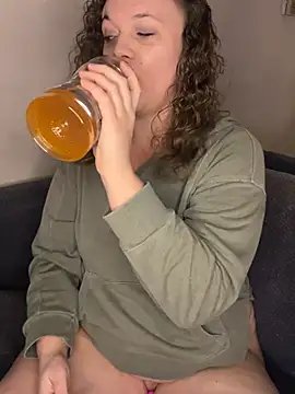 AuroraSummers online show from March 13, 2:27 am