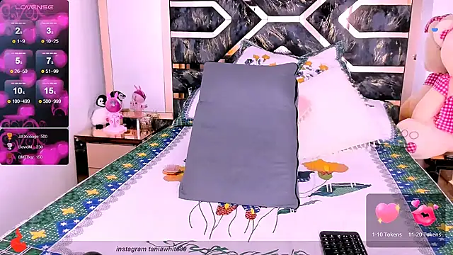 Tania white89 online show from February 20, 4:07 am