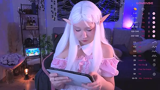 Snapshot of IrmaBell chatting on November 14, 9:35 pm IrmaBell online show from November 14, 9:35 pm