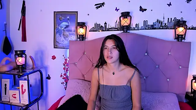 brenda moris01 online show from September 15, 9:26 pm