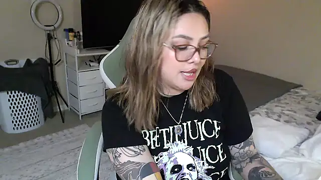 nativepumpkin95 online show from January 10, 5:05 am