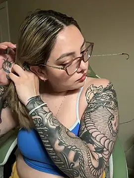 nativepumpkin95 online show from February 21, 9:00 pm