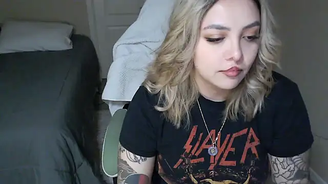 nativepumpkin95 online show from March 1, 12:50 am