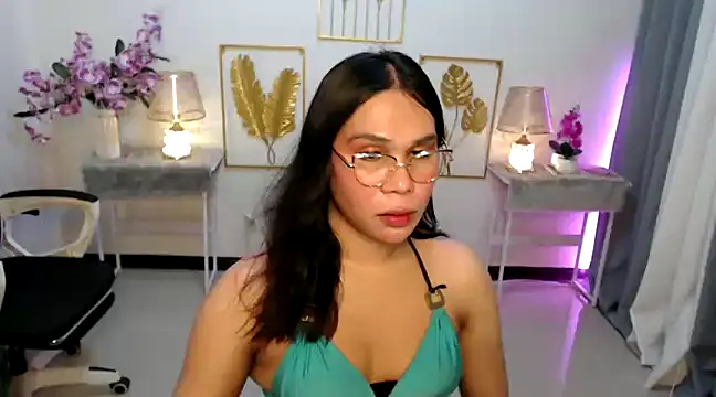 Snapshot of Asian_flabby chatting on January 3, 6:24 pm Asian flabby online show from January 3, 6:24 pm