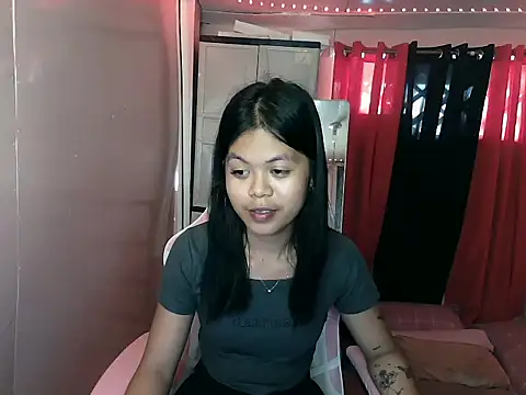 young salsalita online show from February 22, 7:45 am