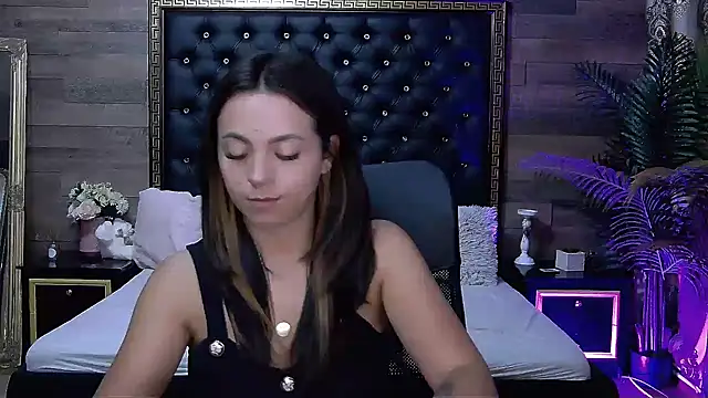 PlayfulElla online show from September 20, 4:46 am